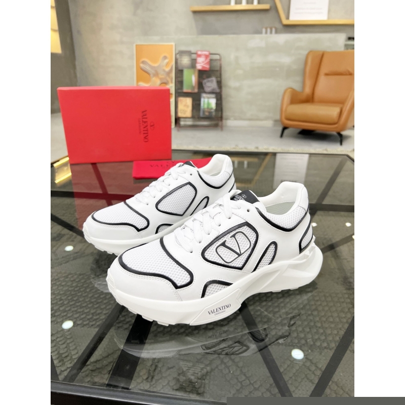 H**mes sneakers